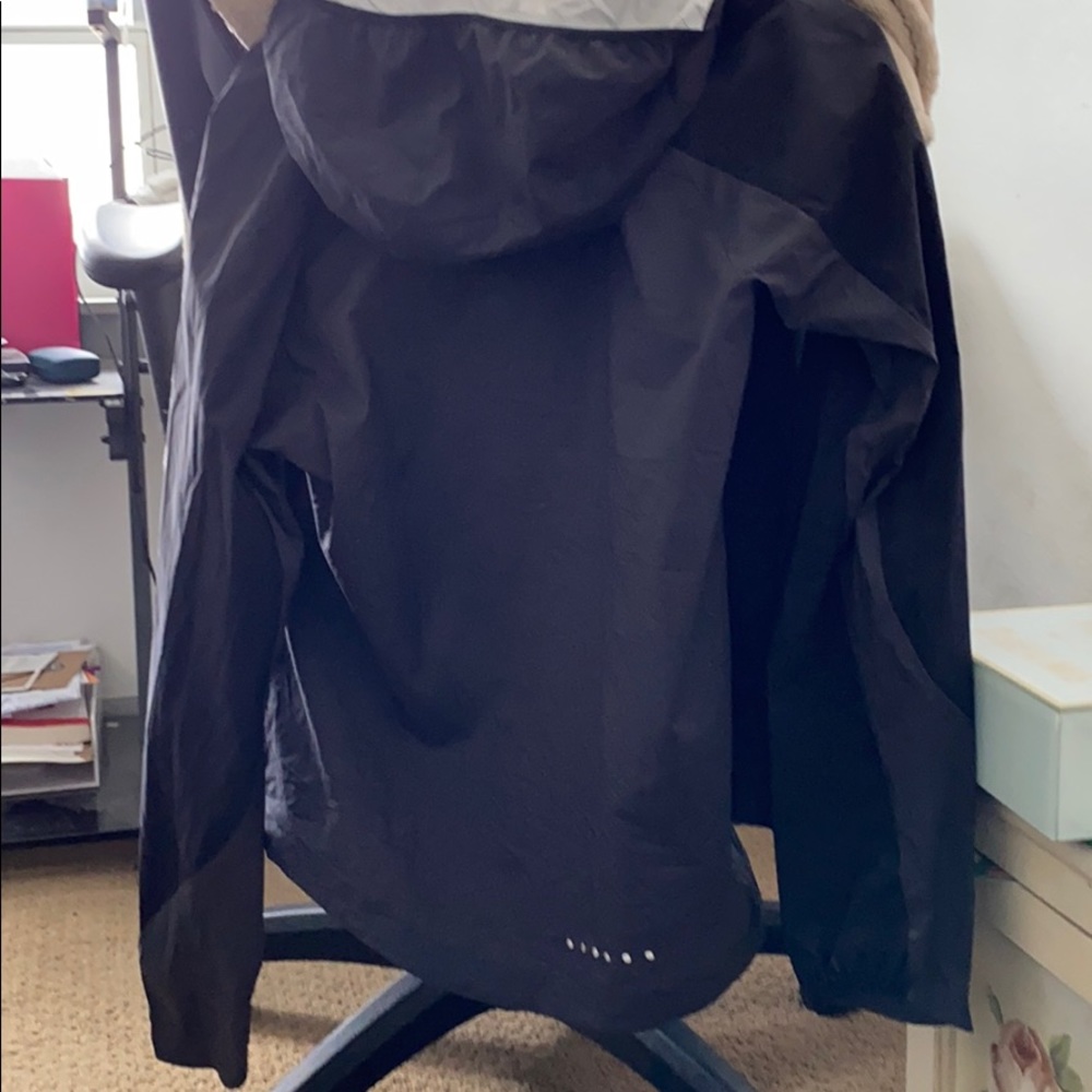 Nike Jacket - Picture 5 of 6